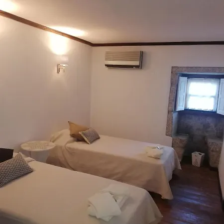 Bed and breakfast Historic Village Near Serra Da Estrela Vento Sortelha